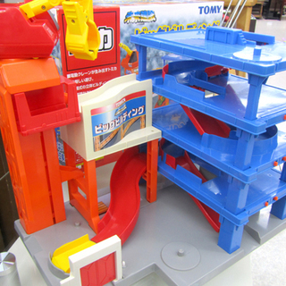 トミカ ビッグビルディング TOMY 電動クレーン 伸縮式ビル エレベーター 箱あり 札幌市北区屯田 の画像