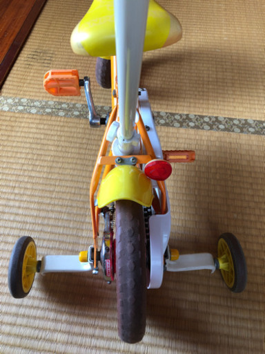アンパンマン自転車（補助輪付き）