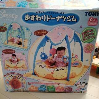 おすわりドーナツジム　ディズニー　TOMY 