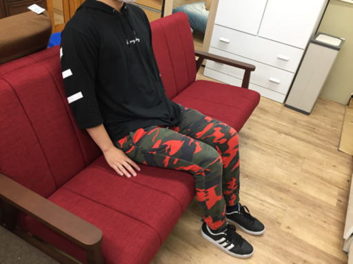 【取りに来られる方限定】ベンチソファーのご紹介です！！