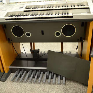 ⑤ ヤマハ 格安配送 エレクトーン STAGEA MINI ELB-01 動作確認済み 入門 ステージアミニ 2009年製  ELB-01 電子ピアノ キーボード(0220345218)