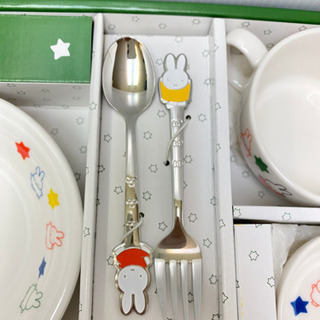 お買い得ギフト　ミッフィ　ベビー食器セットの画像