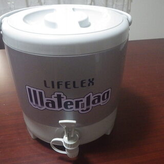 ウォータージャグ　キャンプにいかが？