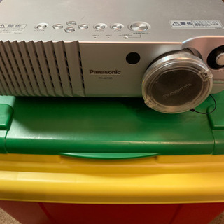 取引中)Panasonicプロジェクターあげます。