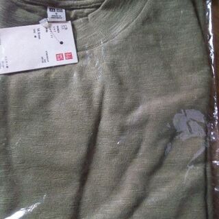 ユニクロ　Tシャツ　