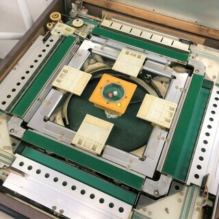 J345 【引取限定】全自動麻雀卓 AM-7901A形 電元オートメーション株式会社 通電確認済み ジャンクの画像