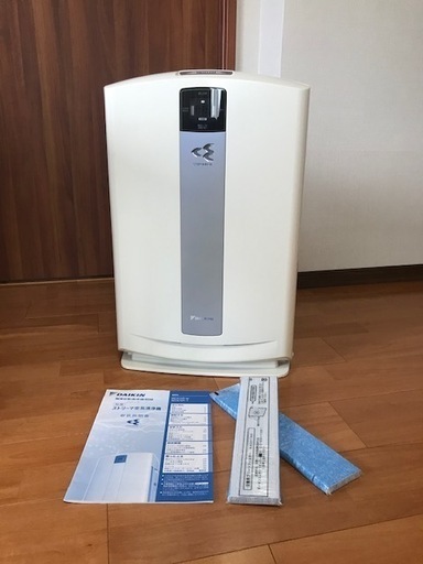 ダイキン　加湿ストリーマ空気清浄機　MCK70P－W
