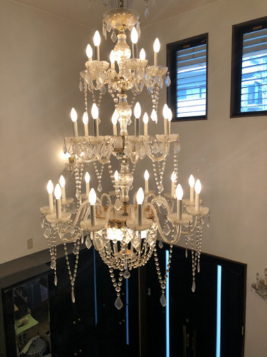 シャンデリア  ６日までで取りに来ていただける方