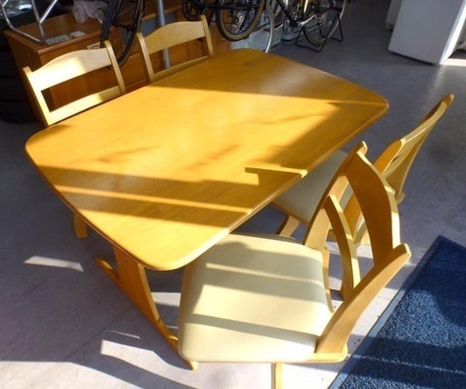 4人掛 ダイニングセット幅110cm コンパクト 回転椅子 食卓セット 手稲区前田