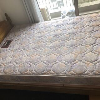 シモンズ ダブルベッド マットレス