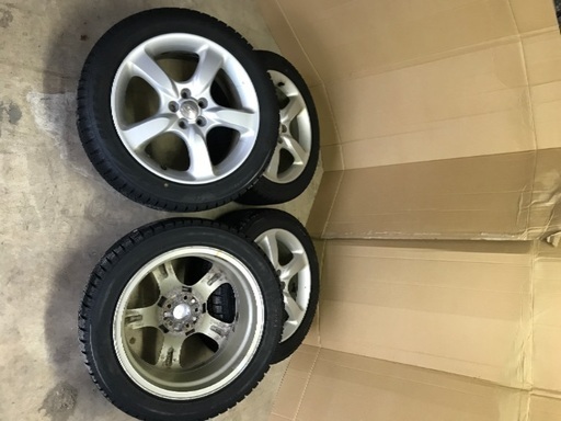 スタッドレスタイヤ