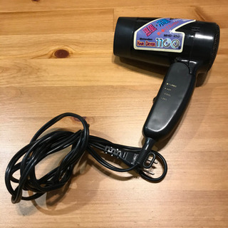 ヘアドライヤー　中古　可動品　携帯用にも！の画像