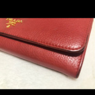 PRADA 財布の画像