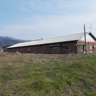大野IC～7分 大野市売り倉庫 − 福井県