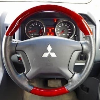 後席モニターで移動時間も楽しく😊