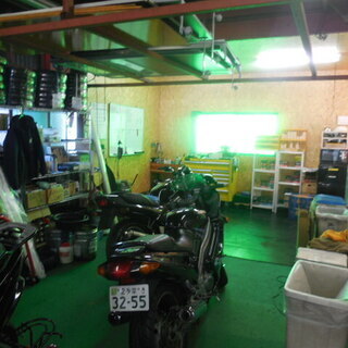 【バイクのメカニック/メカニック補助　求人募集中!!】年齢・性別・学歴問わず　未経験OK　技術が身につく人材募集！の画像