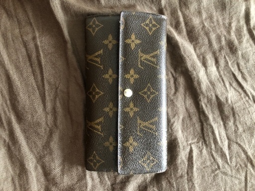 ルイヴィトン　長財布