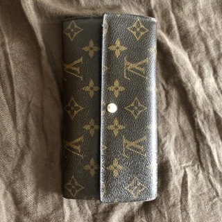 ルイヴィトン　長財布