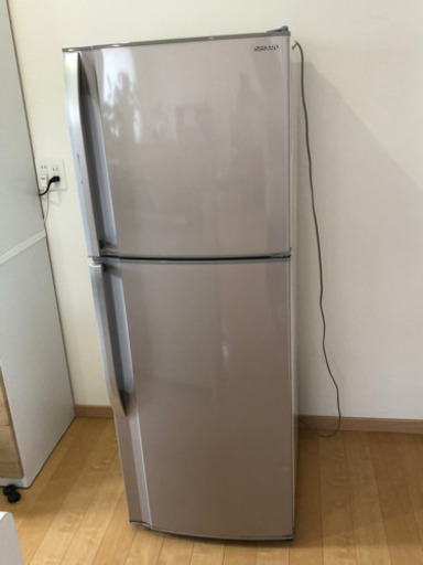 SHARP トップフリーザー 228L冷蔵庫 シルバー系 SJ-23T-S
