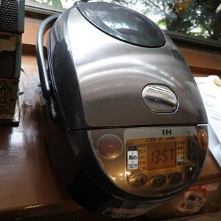 本日終了ZOJIRUSHI炊飯器の画像