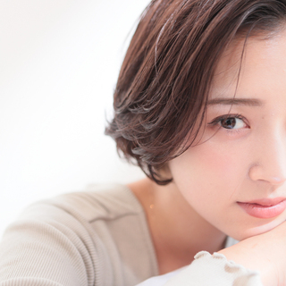 正社員募集 スタイリスト、アシスタント　土日休み可　ノルマ無しプライベートも仕事の充実させたい方にオススメ！！の画像
