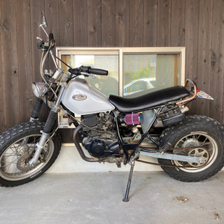 TW200E