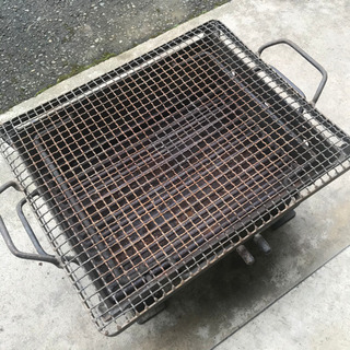 刑務作業で作られたバーベキューコンロ