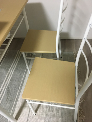 ダイニングテーブル1台＆イス4脚（値段交渉可）（新品）