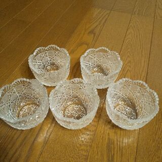 ガラスの小鉢