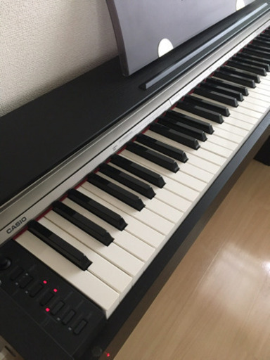 電子ピアノ　美品