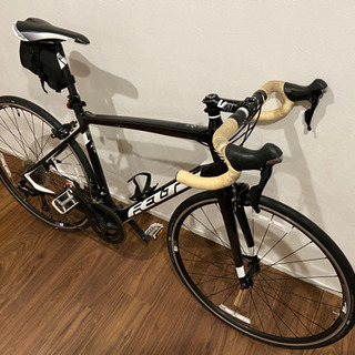ロードバイク　カーボン　FELT Z5