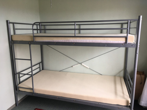 二段ベッド　マットレス付き