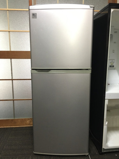 冷蔵庫137L