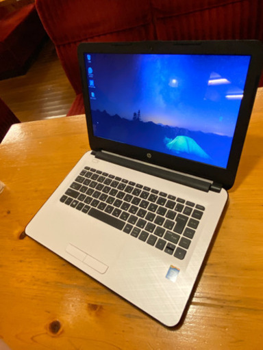 第5世代Core i5＋SSD+8GB Office入りでテレワークもバッチリ♪ HP 14-AC162TU（残念箇所有り）♪