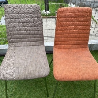 ダイニングテーブルと椅子（お値下げしました）の画像