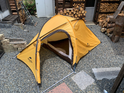 人気のテント　2〜３人用　超お値打ち！