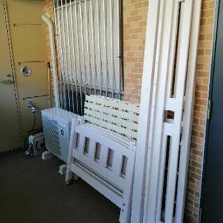 二段ベットの画像