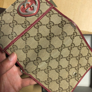 GUCCI財布の画像