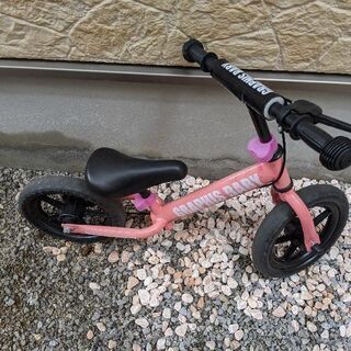 ストライダー　ピンク