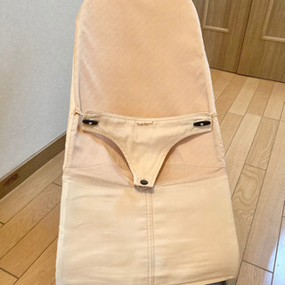 ベビービョルン　バウンサー　オレンジベージュ