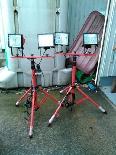 【お取引先決まりました】ハロゲン投光器2灯タイプ