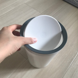 ゴミ箱（コンパクト）の画像