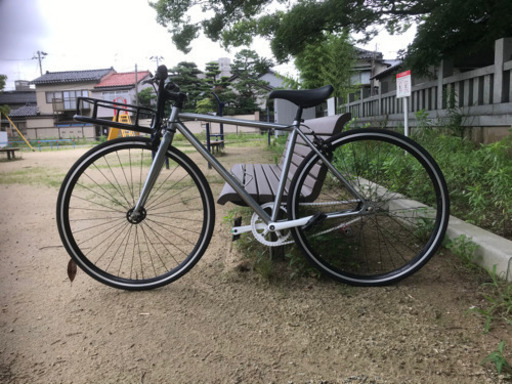 クロスバイク　ピストバイク