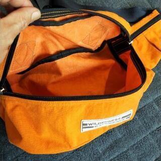 美品 WILDERNESS EXPERIENCE　登山　キャンプ　 ウィルダネスエクスペリエンス ウエストバッグ ボディバッグ の画像