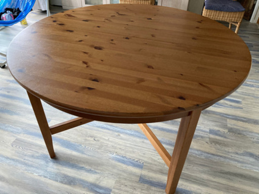 ★IKEA木製ダイニングテーブル★伸長式テーブル　おまけ椅子4脚