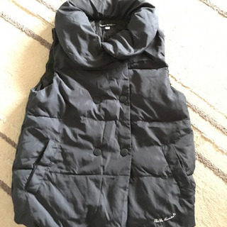 値下げ‼️BeBe130中綿ベスト