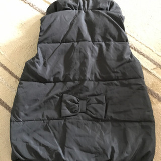 値下げ‼️BeBe130中綿ベストの画像