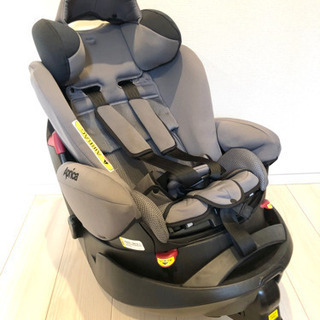Aprica フラディアグロウスタンダード チャイルドシートの画像