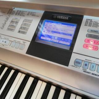 YAMAHA ポータブルグランド DGX-505の画像