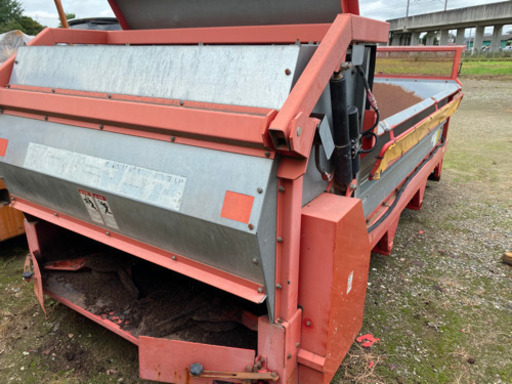 堆肥運搬、散布用搭載マニアスプレッダ中古品